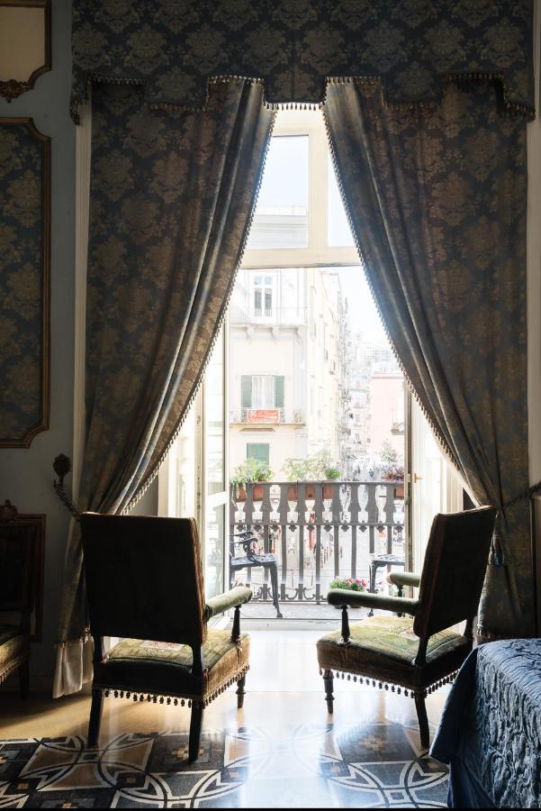 Carafa Di Maddaloni Residenza Di Charme Hotel Napoli Exterior foto