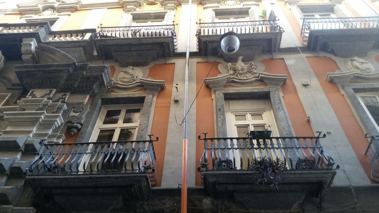 Carafa Di Maddaloni Residenza Di Charme Hotel Napoli Exterior foto
